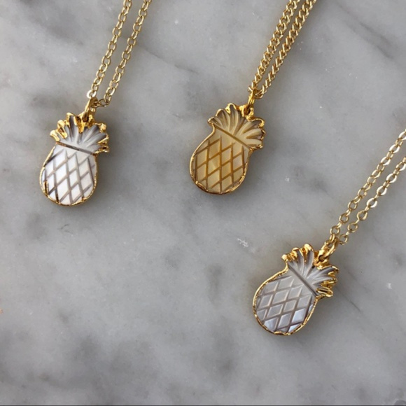 Pineapple necklace - Picture 6 of 7